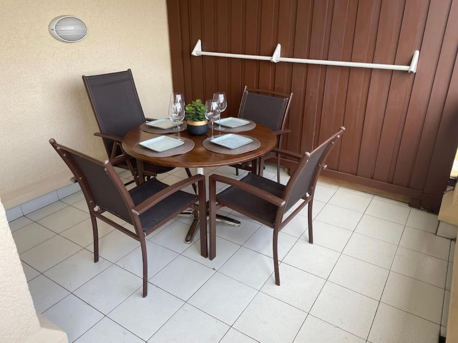 Superbe Appartement Village Cap Esterel 4P Climatise Saint-Raphaël Esterno foto